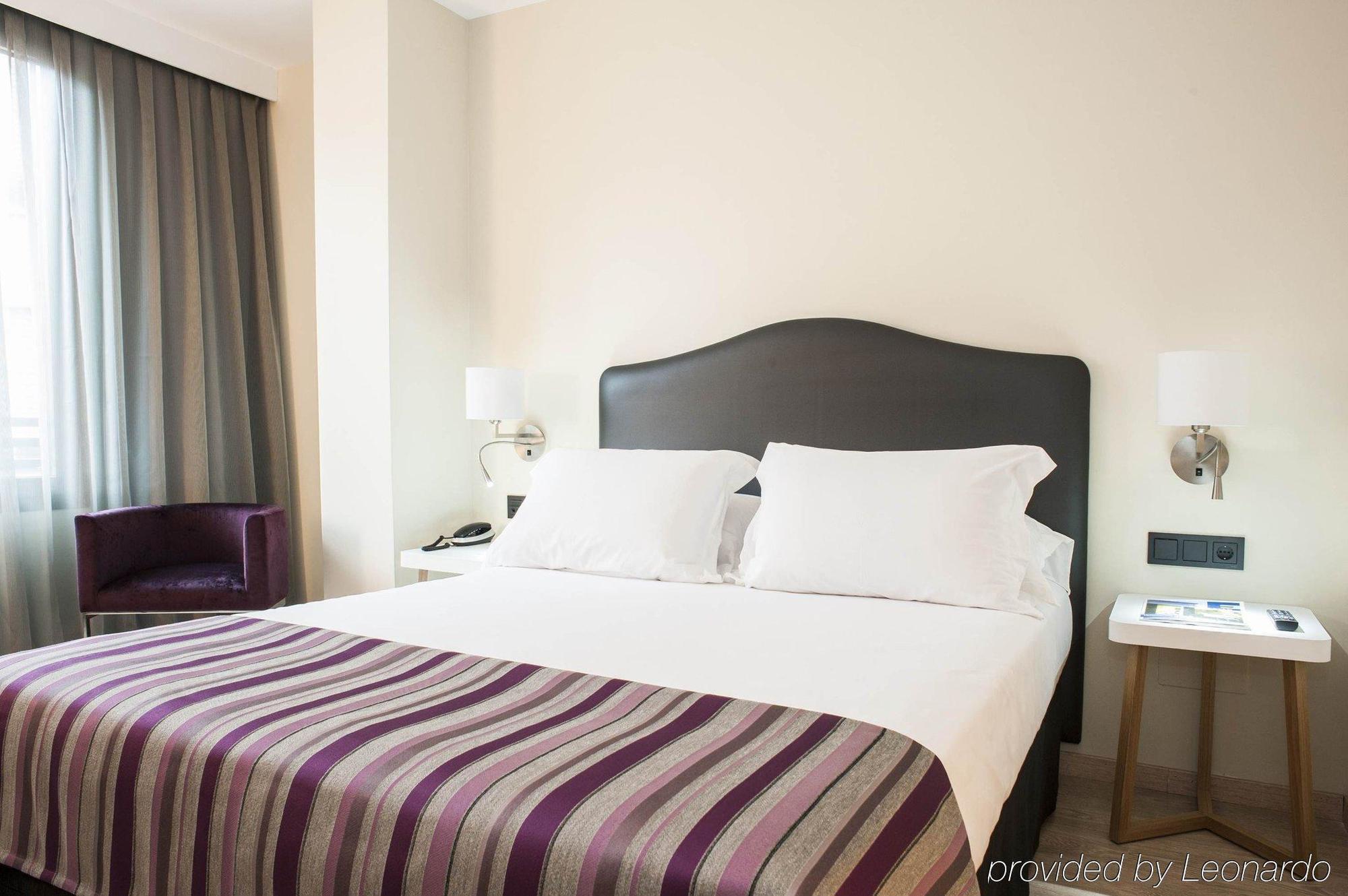 Exe Moncloa Hotel Madrid Bilik gambar