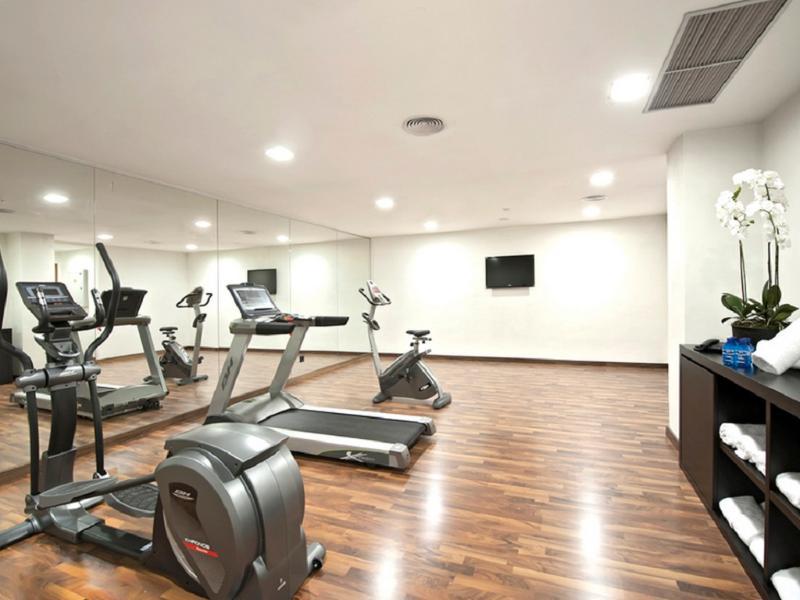 Exe Moncloa Hotel Madrid Luaran gambar