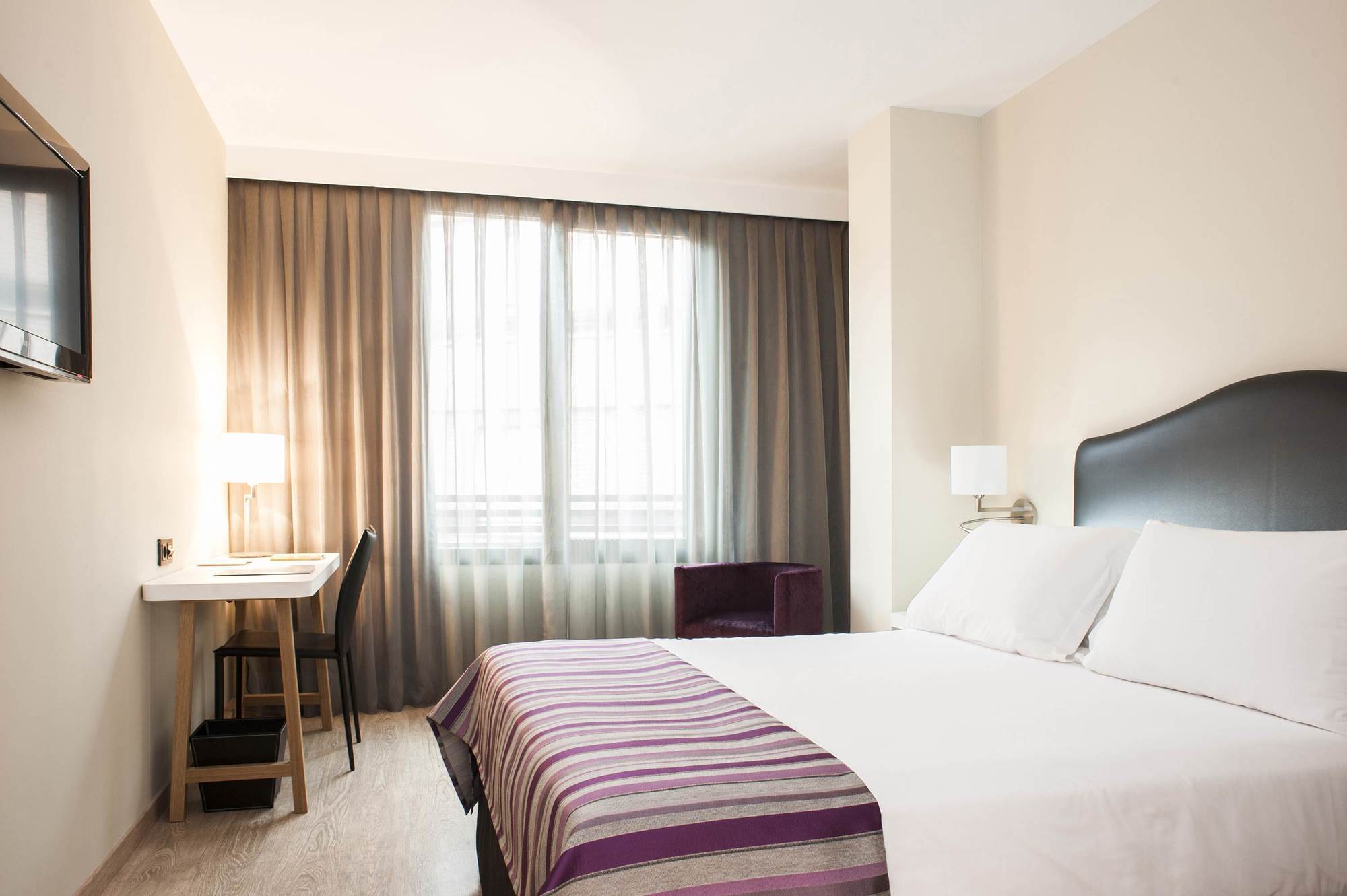Exe Moncloa Hotel Madrid Bilik gambar