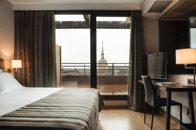 Exe Moncloa Hotel Madrid Luaran gambar