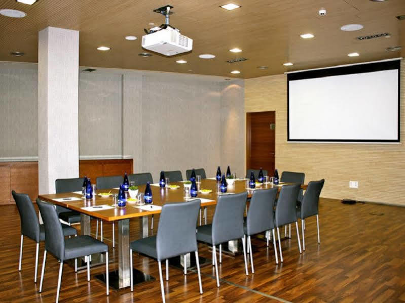 Exe Moncloa Hotel Madrid Luaran gambar