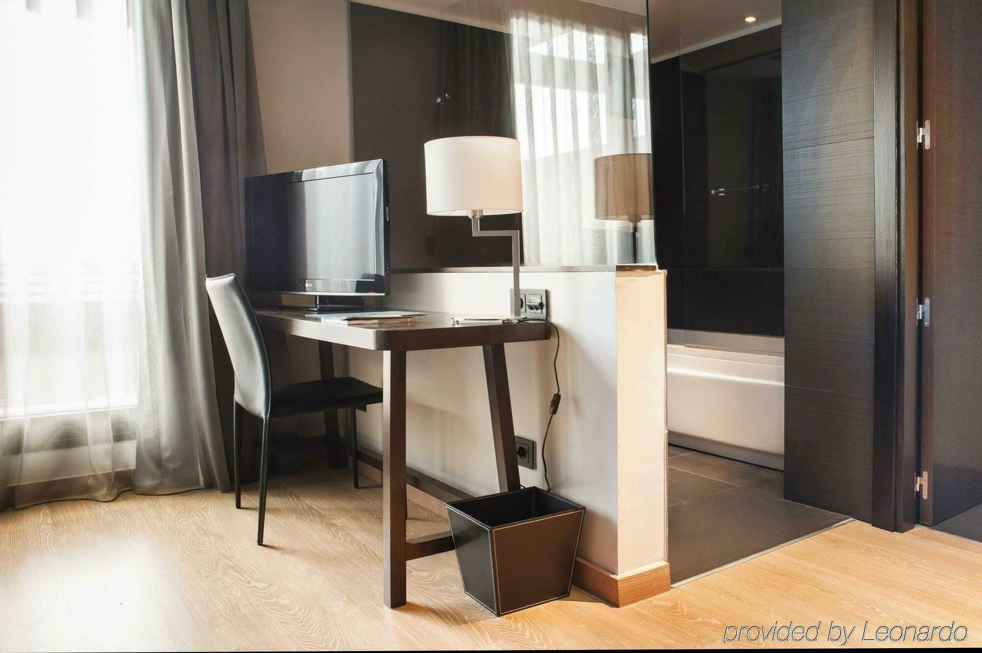 Exe Moncloa Hotel Madrid Luaran gambar